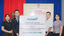 Herbalife Việt Nam đóng góp hơn 3,2 tỷ đồng góp phần hỗ trợ đồng bào miền Bắc và miền Trung bị thiệt hại do Bão Bualoi và Bão Matmo