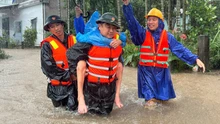 Đà Nẵng: Đảm bảo an toàn cho người dân vùng ngập lụt