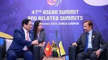Thủ tướng Phạm Minh Chính gặp Quốc vương Brunei Hassanal Bolkiah