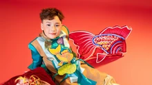 Người mẫu Tuấn Khải tinh nghịch trong concept Trung thu