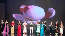NTK Ngọc Lan tôn vinh nghề thêu thủ công truyền thống qua BST "Tơ Xưa"