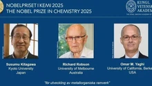 Giải Nobel Hóa học 2025 vinh danh 3 nhà khoa học với phát minh về kim loại hữu cơ