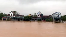 Hà Tĩnh: Mưa lớn kỷ lục khiến hàng nghìn hộ dân bị ngập lụt