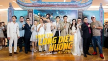 Dàn cast Bắc - Nam đọ visual trong premiere "Truy tìm long diên hương"