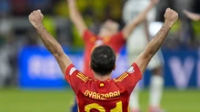 Mikel Oyarzabal xứng danh người hùng áo vải của xứ đấu bò