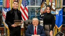 Tiết lộ món quà Ronaldo nhận từ Tổng thống Donald Trump