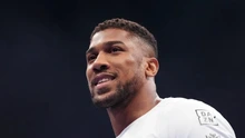 Vì trận đấu với Youtuber nổi tiếng, Anthony Joshua đã 'hy sinh' một trận so găng quan trọng