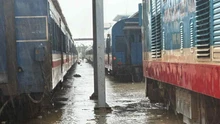 Tiếp tục ngừng chạy nhiều đoàn tàu từ Hà Nội, Đà Nẵng, Sài Gòn