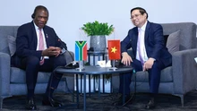 Thủ tướng Phạm Minh Chính gặp Phó Tổng thống Nam Phi Paul Mashatile