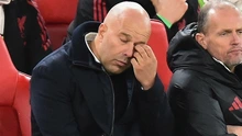 Arne Slot thừa nhận sự thật cay đắng về bản thân sau khi Liverpool thua đến 8/11 trận gần nhất