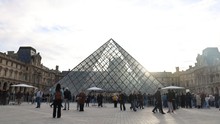 Pháp: Bảo tàng Louvre tăng giá vé với các du khách ngoài EU