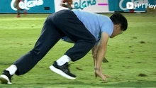 Hài hước màn ăn mừng có một không hai của lãnh đội HAGL, lý do bất ngờ được tiết lộ