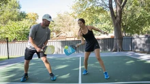 Vợ mê pickleball đến mức 'nghiện' bất chấp chấn thương, chồng lo lắng tới mất ăn mất ngủ