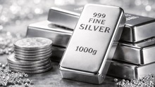 Giá bạc tiếp tục thiết lập mức đỉnh lịch sử