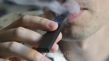 Thuốc lá điện tử - Tấm khiên 'giảm hại' hay mũi tên tẩm độc?