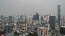 Thống đốc Bangkok đề xuất biện pháp làm việc tại nhà để cải thiện chất lượng không khí