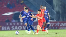 CĐV kêu gọi V-League cần có tiêu chuẩn về sân thi đấu