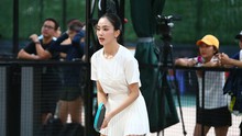 Hoa khôi bóng chuyền thử sức với pickleball, gây sốt khi đánh đâu thắng đó, 'gánh' cả đồng đội nam