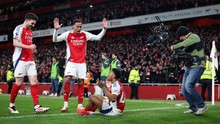 Đại thắng Man City 5-1, Arsenal đua vô địch bằng những người trẻ