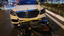 Nữ tài xế lái xe Mercedes tông 10 xe máy, nhiều người bị thương