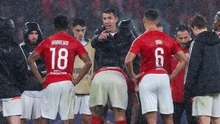 Benfica sẽ 'cắt cánh' Barcelona