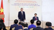 Tổng Bí thư Tô Lâm gặp gỡ cộng đồng người Việt Nam tại Belarus