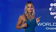 Ngôi sao Olympic gây bão mạng tuyên bố trở lại bơi lội sau khi bị đuổi khỏi làng vận động viên Paris vì 'gây rối'
