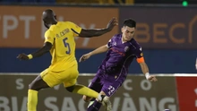 Bình luận viên Quang Huy: 'V-League nóng cả chuyên môn cùng chuyện bên lề'
