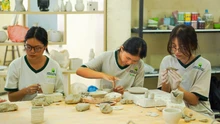 Đưa gốm cổ vào học đường: Gieo mầm di sản văn hóa cho thế hệ Z