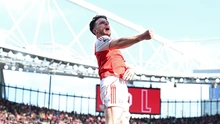 Raya xuất thần, Rice lập siêu phẩm, Arsenal thắng tối thiểu Newcastle
