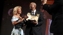 Denzel Washington bất ngờ được vinh danh Cành cọ Vàng danh dự tại Cannes 2025