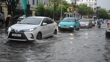 Cảnh báo mưa kèm dông lốc, sét tại Hà Nội