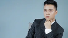 Ca sĩ Đình Dũng tổ chức minishow "Tình anh" tại bãi biển Trà Cổ