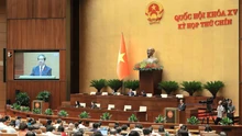 Quốc hội thảo luận về miễn, hỗ trợ học phí đối với trẻ mầm non, học sinh