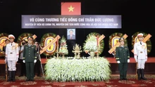 Người dân thành kính tưởng nhớ nguyên Chủ tịch nước Trần Đức Lương - người dành cả cuộc đời để phụng sự đất nước