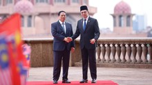Thủ tướng Anwar Ibrahim chủ trì lễ đón chính thức Thủ tướng Phạm Minh Chính thăm Malaysia