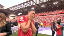Trent Alexander-Arnold bật khóc chia tay Liverpool sau danh hiệu Premier League