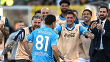 Inter 'tung cờ trắng' trước Napoli trong cuộc đua vô địch Serie A?