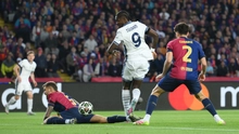 Bức tường Barca đang lung lay 