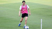 Cầu thủ Việt kiều tập luyện cùng đội tuyển nữ Việt Nam