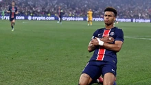 PSG trên đỉnh châu Âu: Messi, Neymar và Mbappe không làm được, nhưng một cầu thủ 19 tuổi đã làm được