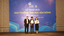 Trao giải thưởng Văn học Kim Đồng lần thứ nhất