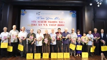 Vinh danh nhà sử học Dương Trung Quốc, GS Lê Văn Lan trong bảo tồn di sản