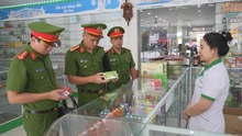 Chống buôn lậu, hàng giả - cuộc “tổng vệ sinh” cần lặp lại mỗi ngày