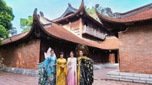 NTK Thoa Trần đưa truyền thuyết Tiên Rồng vào BST áo dài mới 