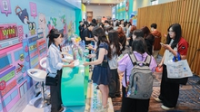 Giới trẻ đổ xô tới Korea Travel Festa 2025 tại TP. HCM