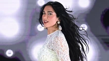 Dua Lipa và đêm diễn "chờ đợi cả cuộc đời"