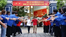Kỳ thi tốt nghiệp THPT 2025: Thí sinh Hà Nội thấy thú vị với chủ đề nghị luận xã hội đề thi Ngữ văn
