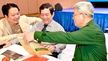 Cuốn 'Lính chiến' và khoảnh khắc tri ân thiêng liêng tại Lễ hưởng ứng Giải thưởng quốc gia về quyền con người 'Việt Nam Hạnh phúc'