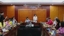 Phát huy vai trò phụ nữ trong phát triển thể thao